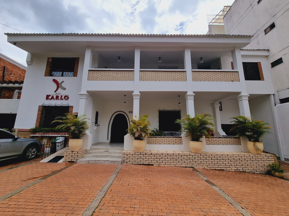 Hotel Karlo 45/50