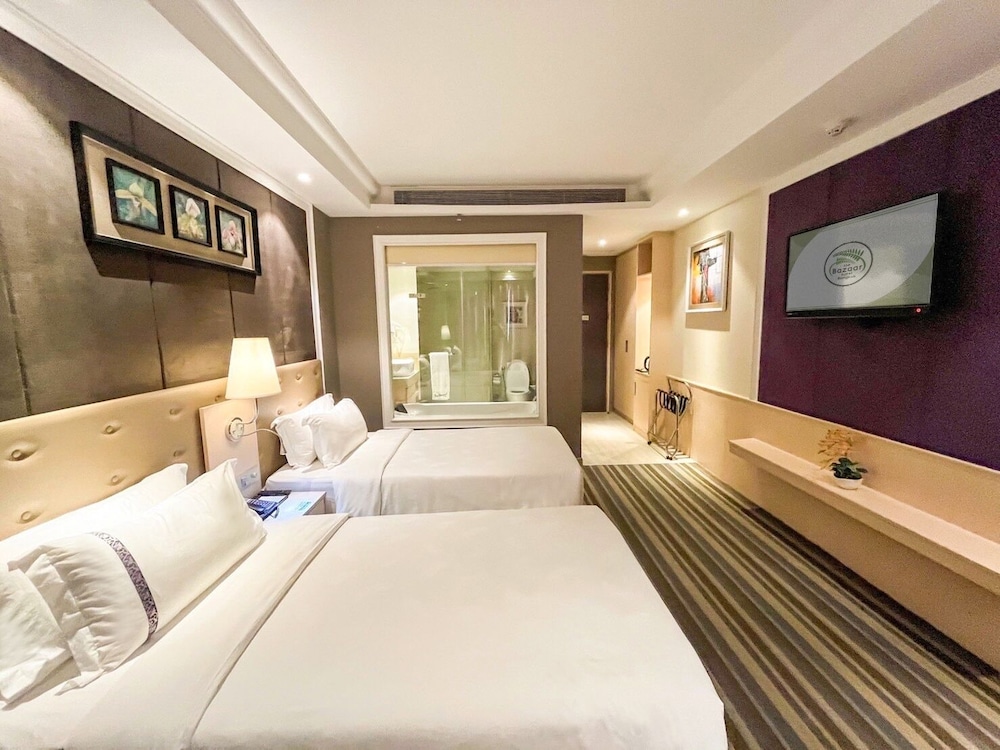 The Bazaar Hotel Bangkok 17/77