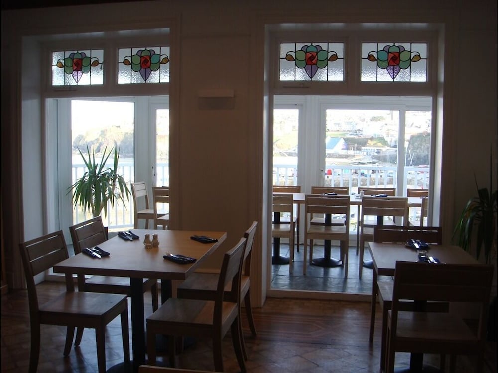 The Harbour - Guest House 29/36