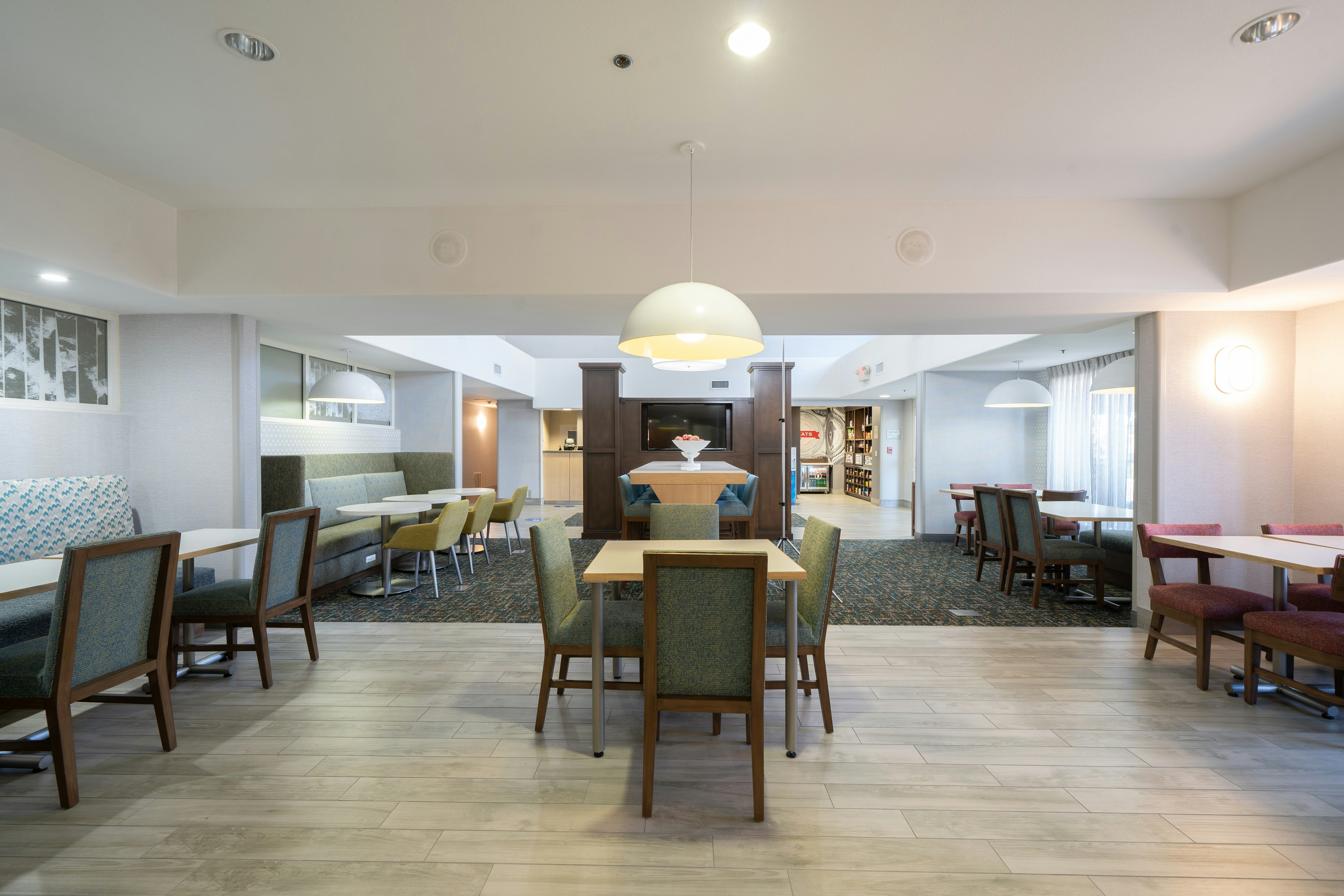 Hampton Inn & Suites Modesto-Salida 10/18