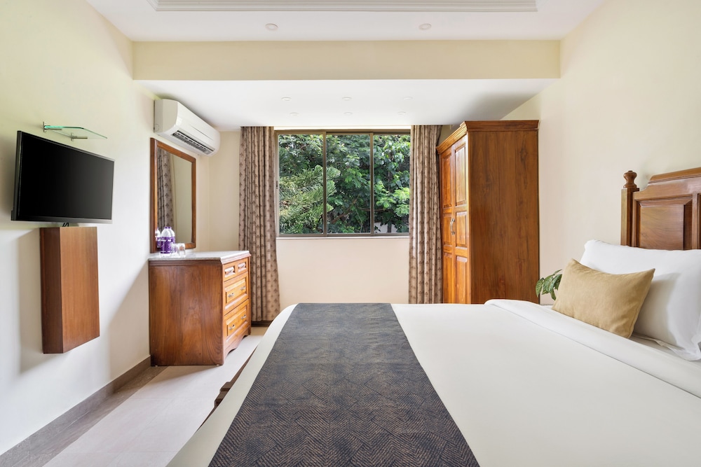 De Mandarin Beach Resort Suites & Villas 7/50