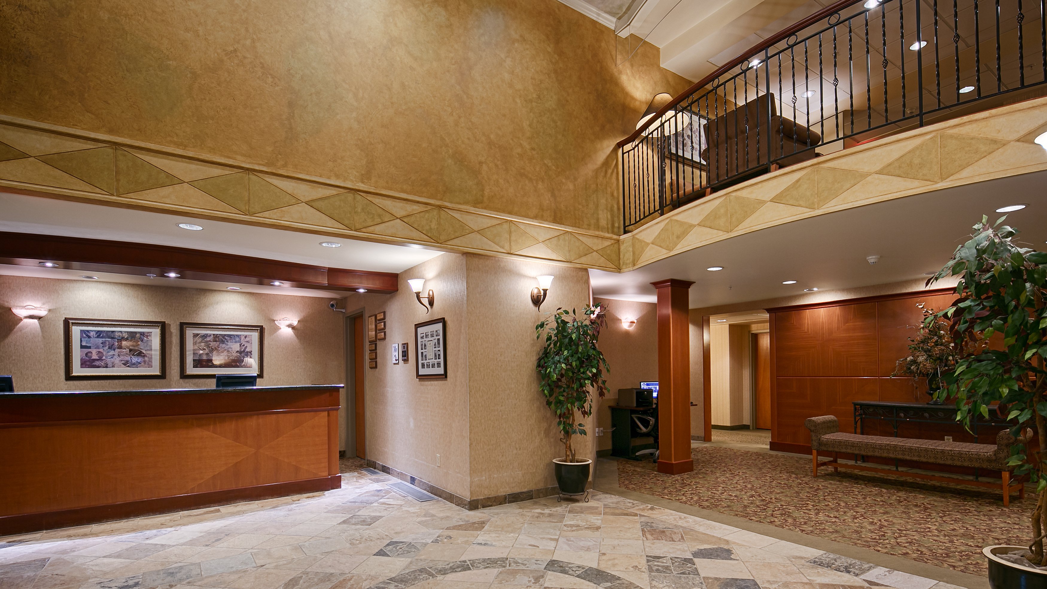 Best Western Plus Calgary Centre Inn 5/50