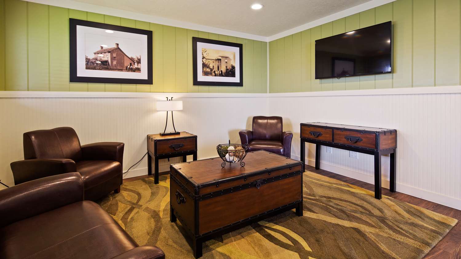 Best Western Paradise Inn & Resort 18/30