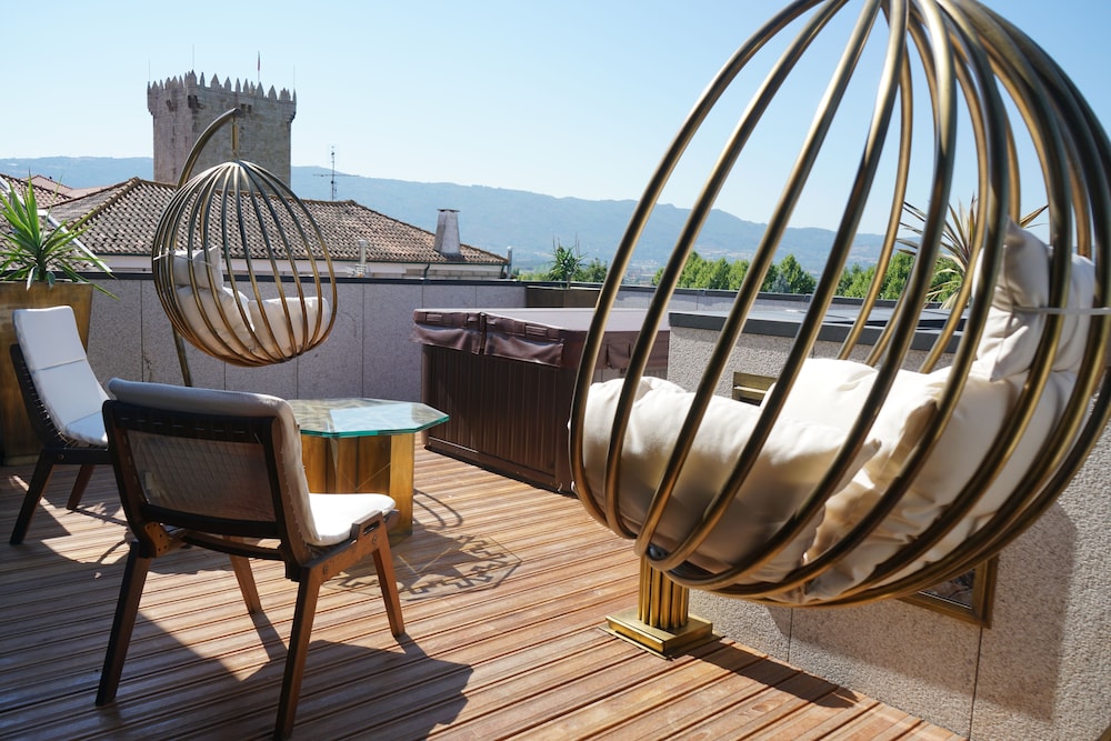 Castelo Hotel 46/64