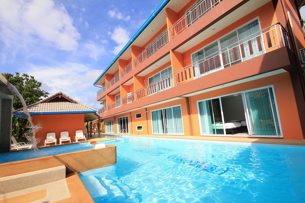 Lanta Fevrier Resort 1/59