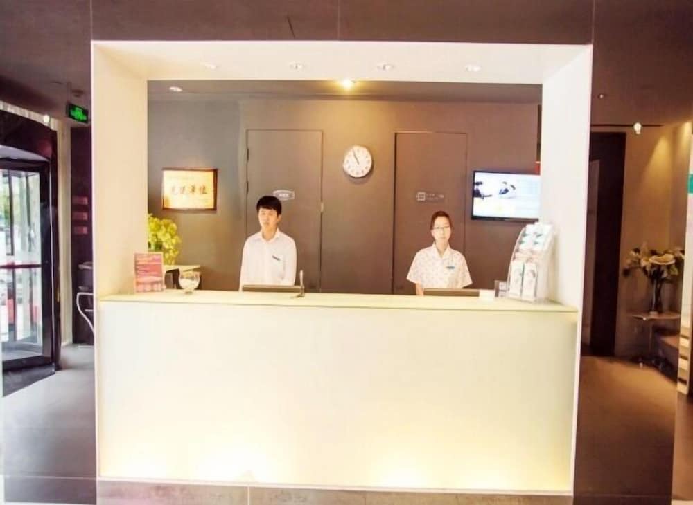 Jinjiang Inn (Yanji Railway Station, Municipal Government) 3/16