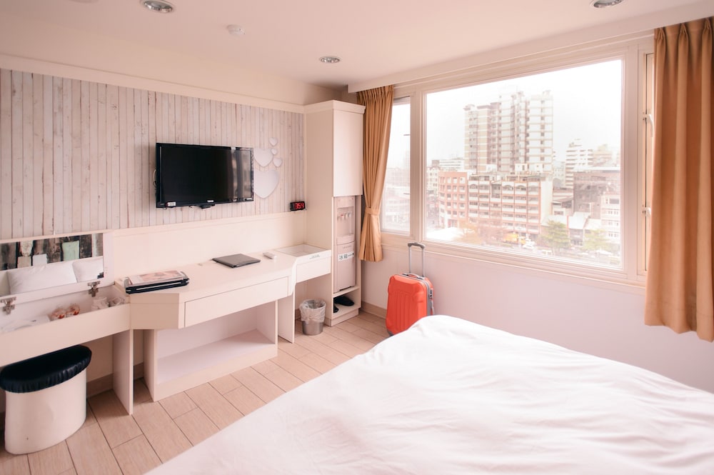 Kiwi Express Hotel 27/59
