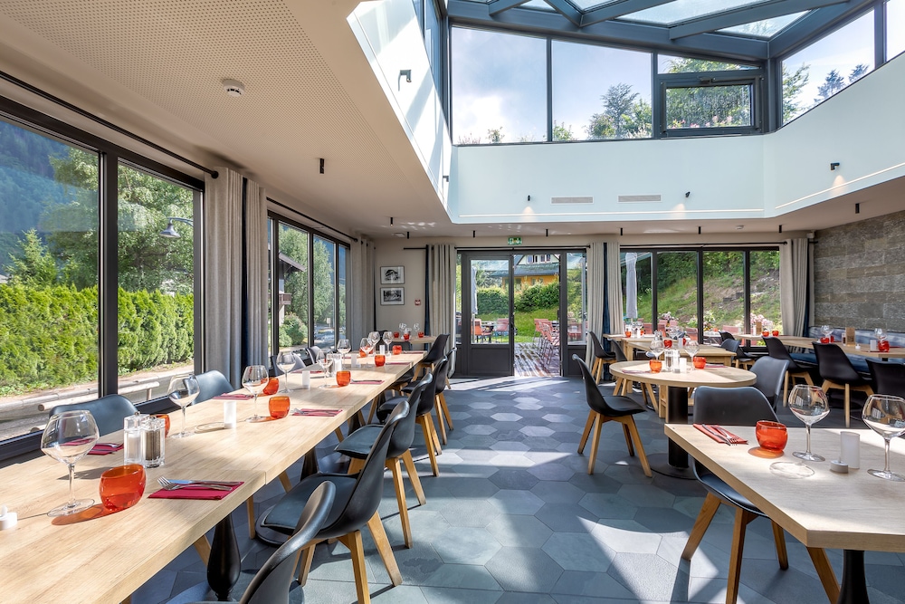 Chalet Hotel le Prieure and Spa 75/87