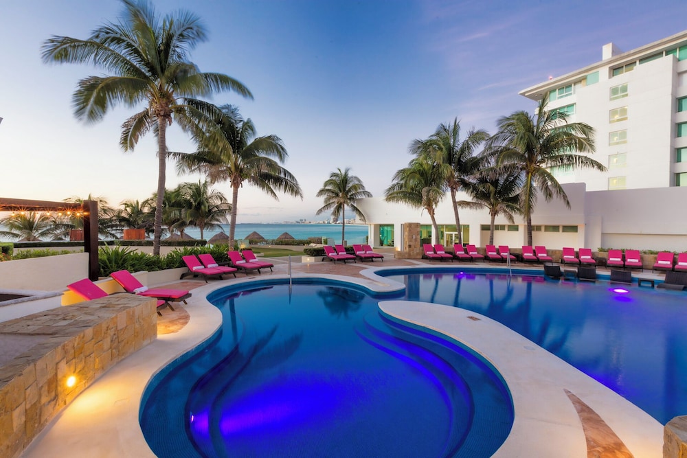 Krystal Grand Cancun All Inclusive 44/50