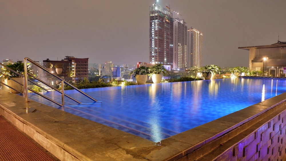 MERCURE JAKARTA CIKINI 46/50