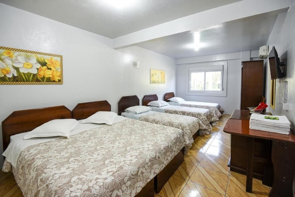 Hotel Pequenino 7/20