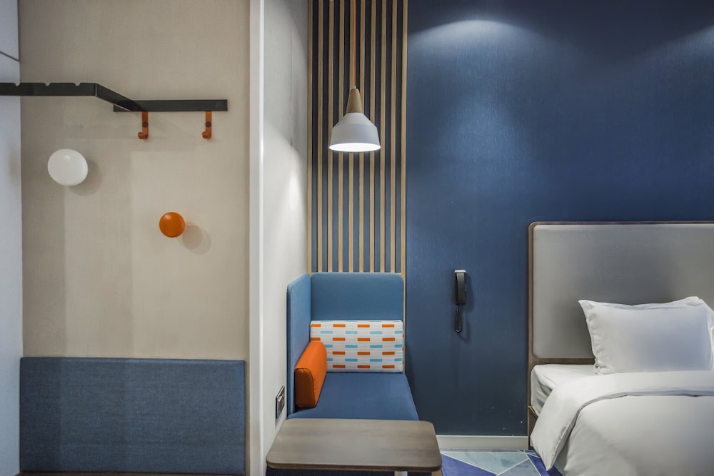 Holiday Inn Express Shanghai Pudong Chuansha 25/69
