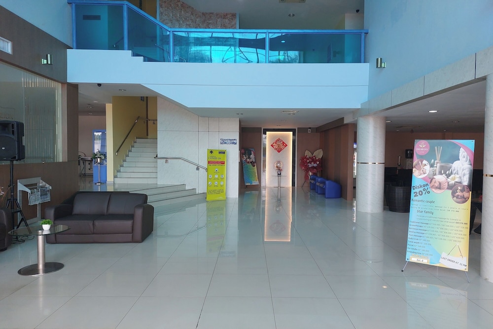 D'MERLION HOTEL 8/55