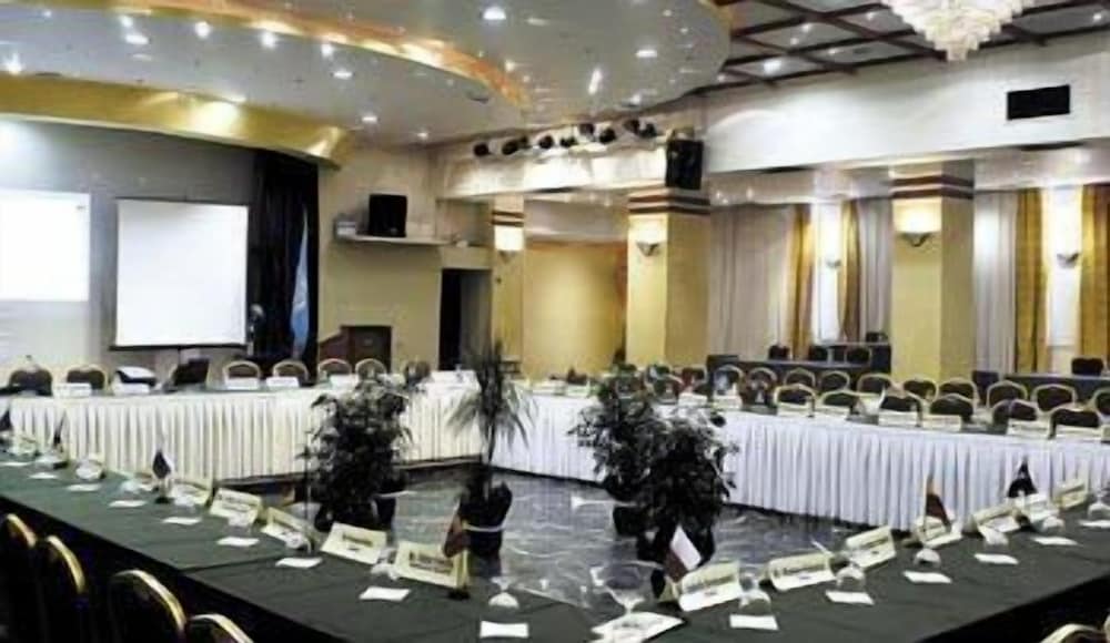 Philippion Hotel 42/45
