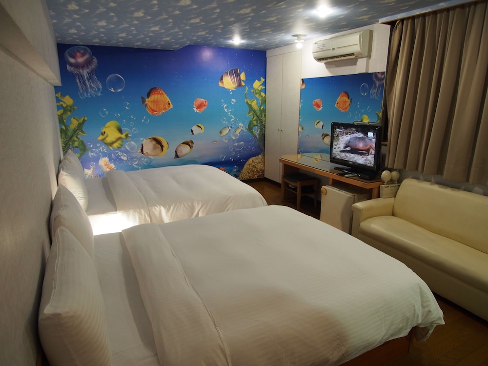 Day-Chen Hotel 17/47