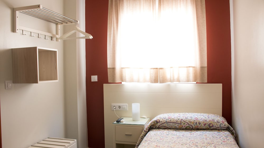 Hostal San Vicente Ii 26/28