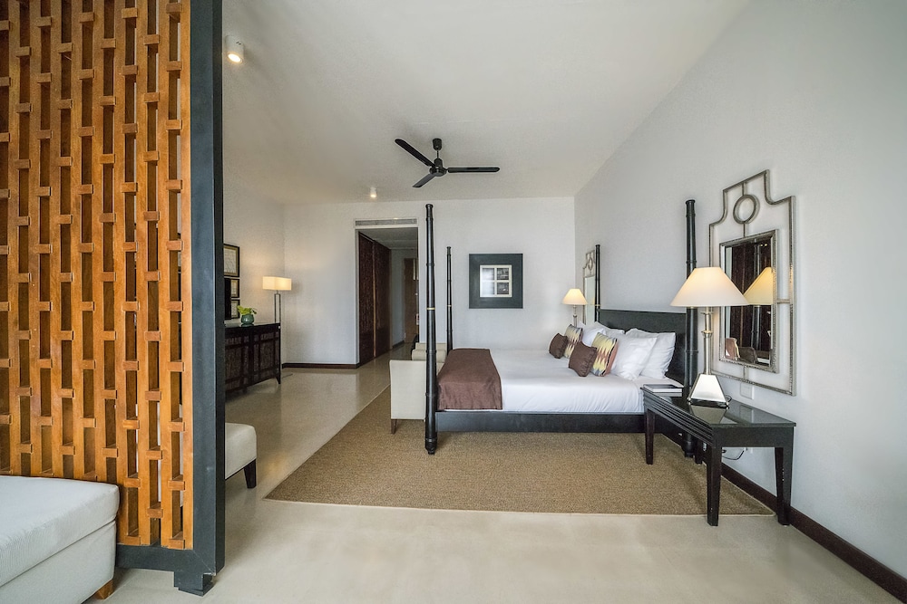 جناح كلوب بسرير مزدوج بإطلالة على البحر، The Blue Water Hotel and Spa 2/3
