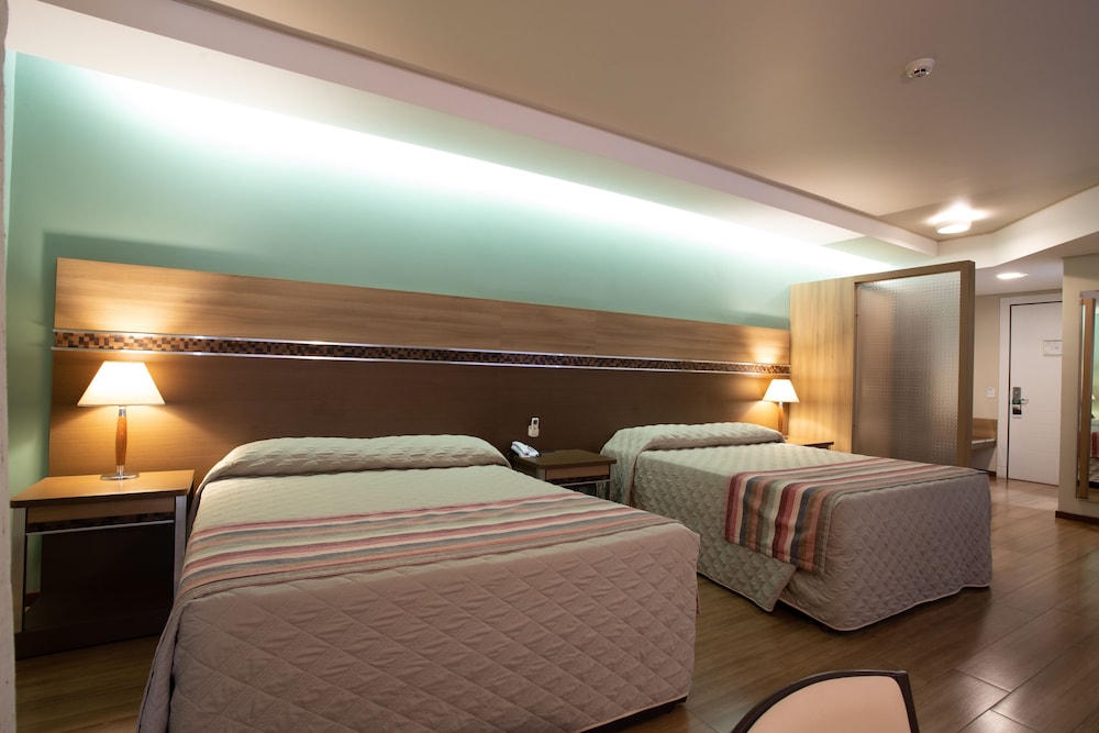 Master, Suite, 2 Queen Beds، Recanto Cataratas - Thermas, Resort e Convention 4/10