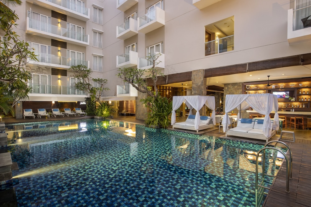 Grand Ixora Kuta Resort 3/73