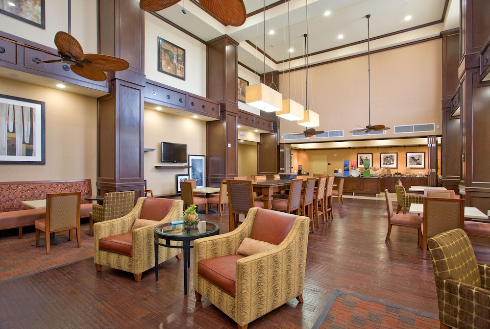 Hampton Inn & Suites New Braunfels 48/66