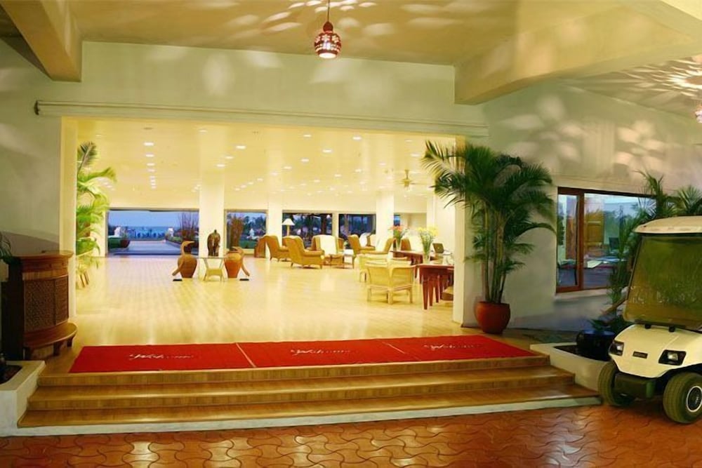CHARIOT BEACH RESORT 9/50