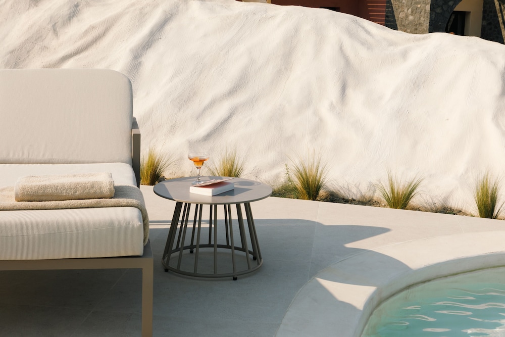 Elysian Retreat 40/41