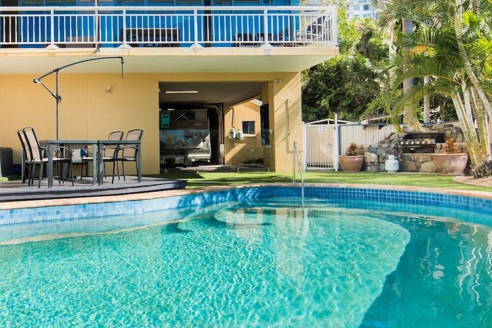 Coral Sea Vista Apartments 10/58
