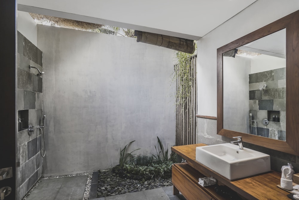 Luwak Ubud Villas 49/50