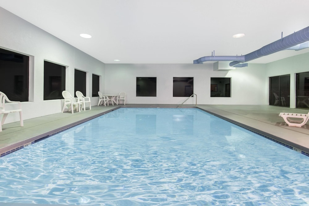Super 8 By Wyndham Lacey Olympia Area 3/52