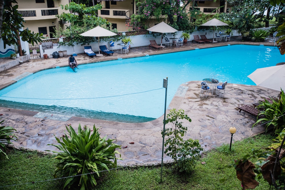 Plaza Beach Hotel 27/27