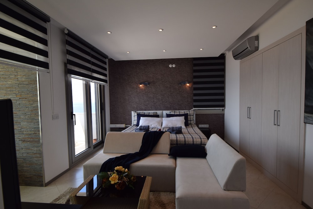 Mavi Panorama Butik Hotel 6/68