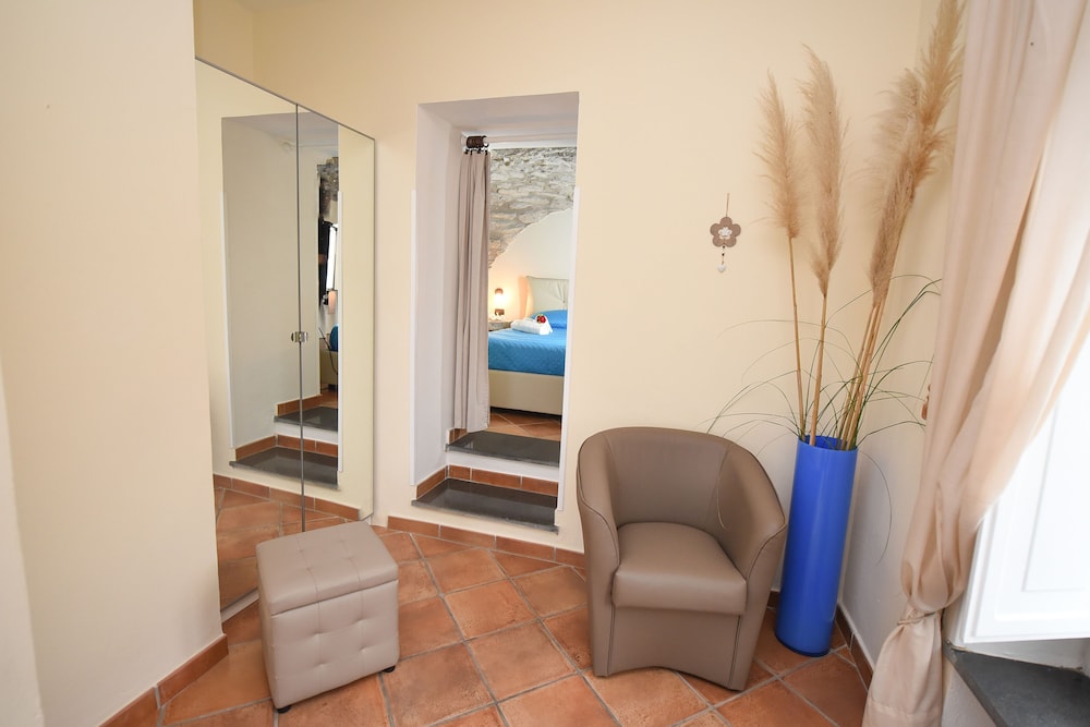 Casale Antonietta 53/72