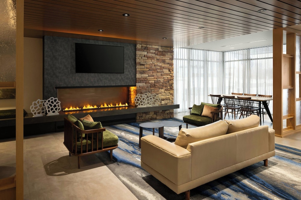 Fairfield Inn & Suites Traverse City 11/16