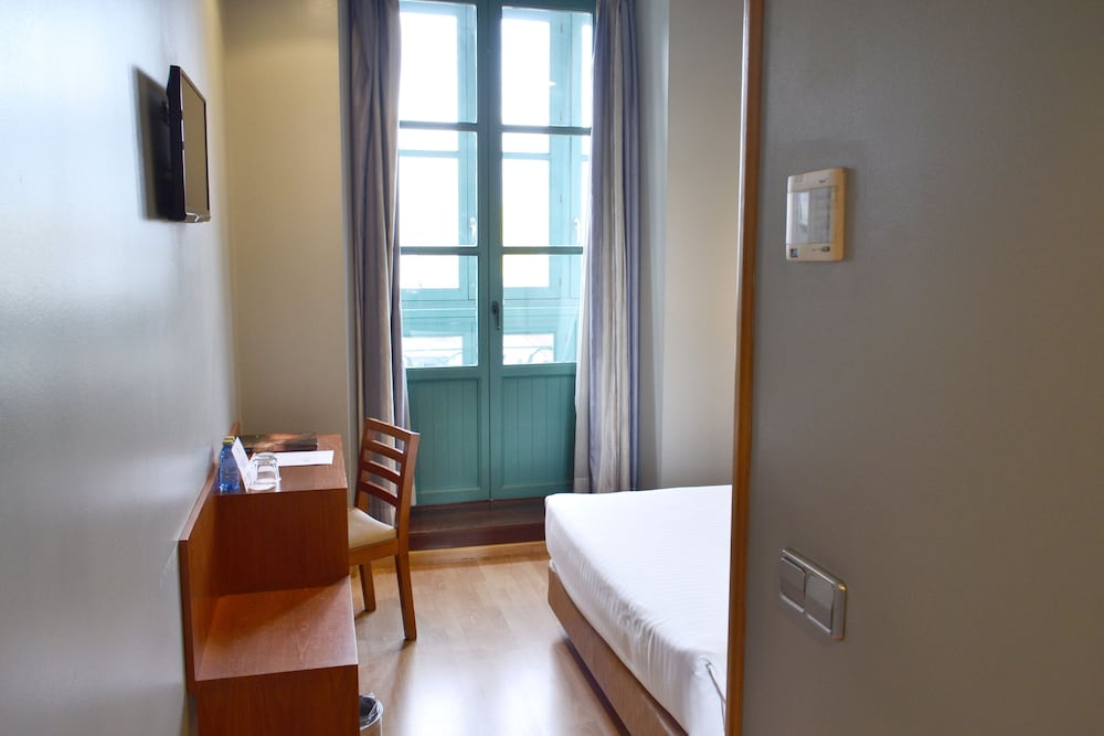 Hotel Alda Palacio Valdes 10/24