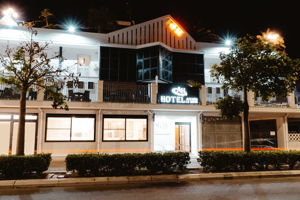 Hotel Accord Le Rose 4/50