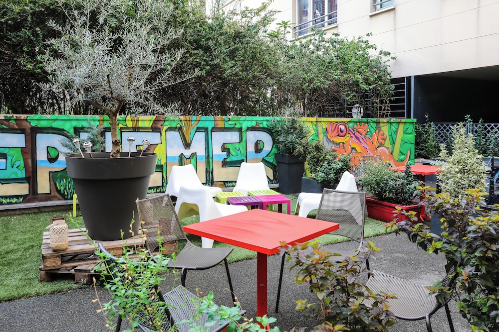 Ibis Paris Porte De Clichy Centre 60/71