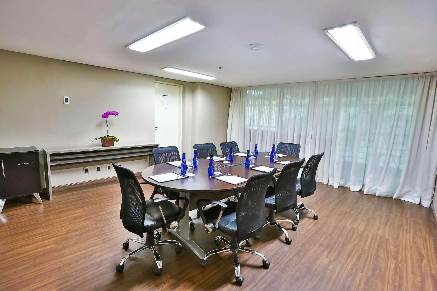 Radisson Vila Olimpia 14/17