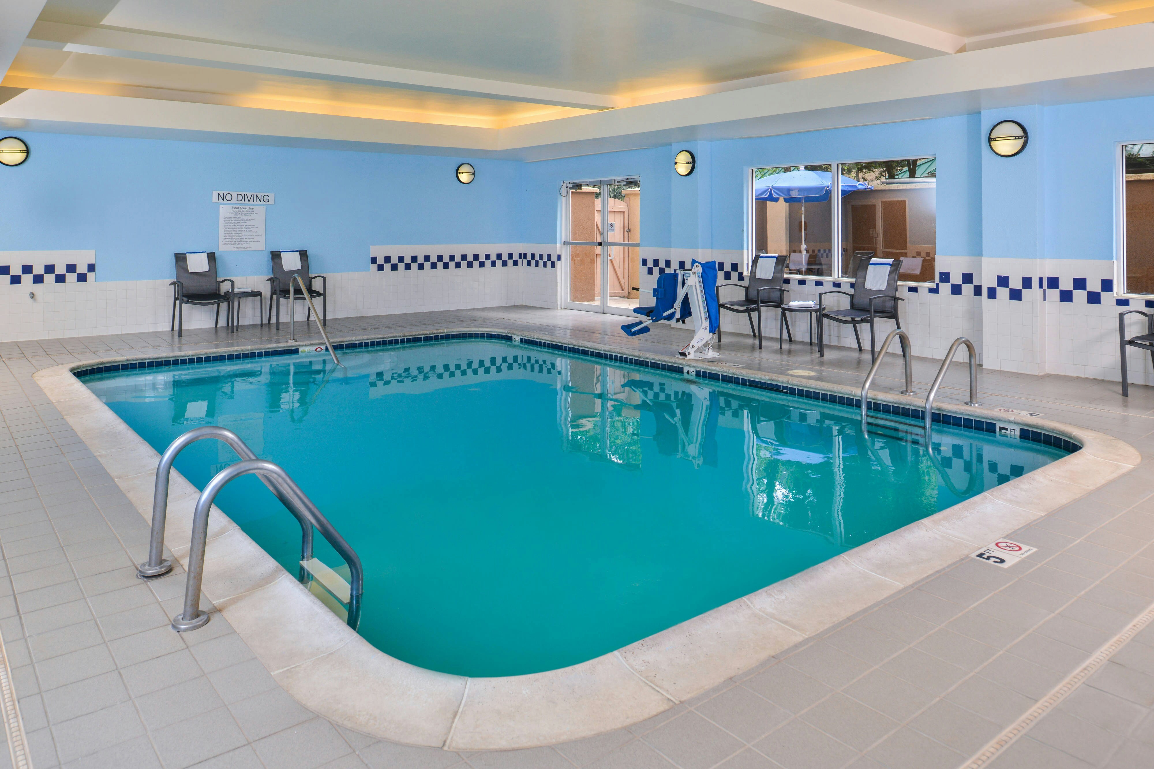 Fairfield Inn and Suites Beaumont 15/25