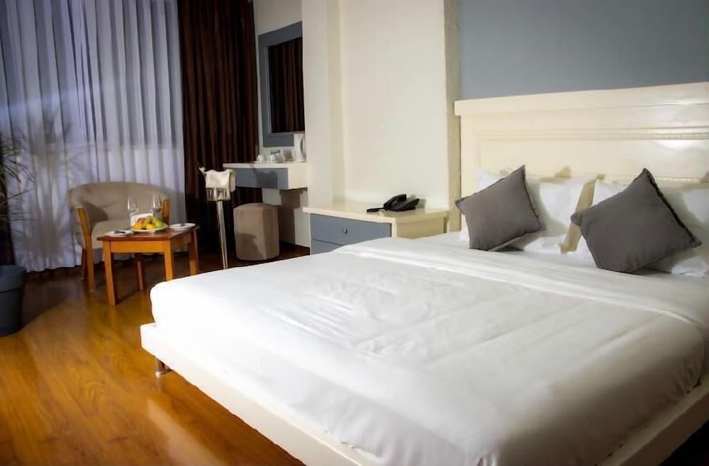 Mountain View Hotel 7/49