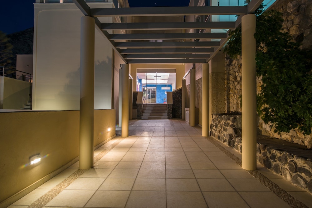 Antinea Suites and Spa 28/75