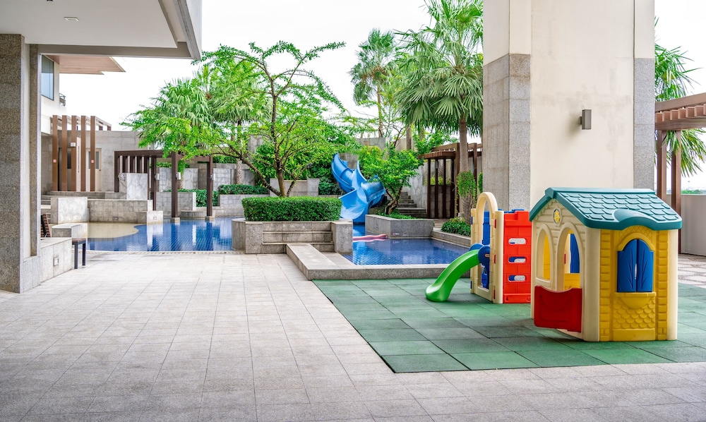 Jasmine Grande Residence 65/74