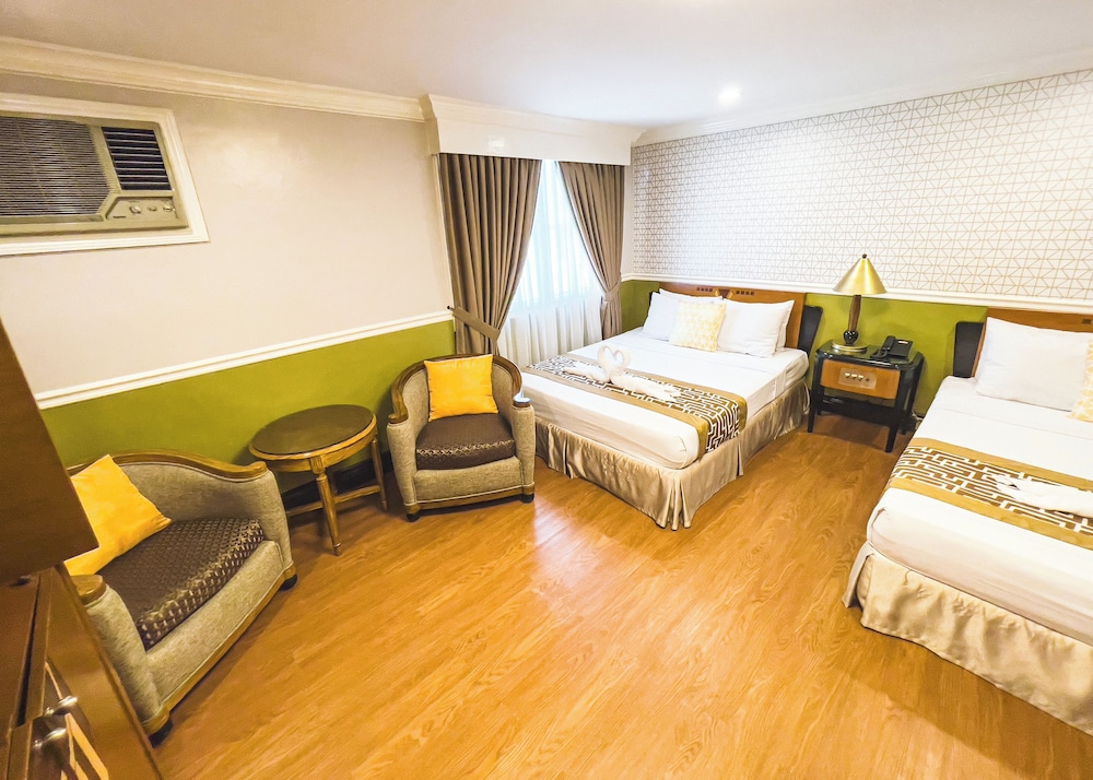 JUNIOR SUITE, STUDIO
