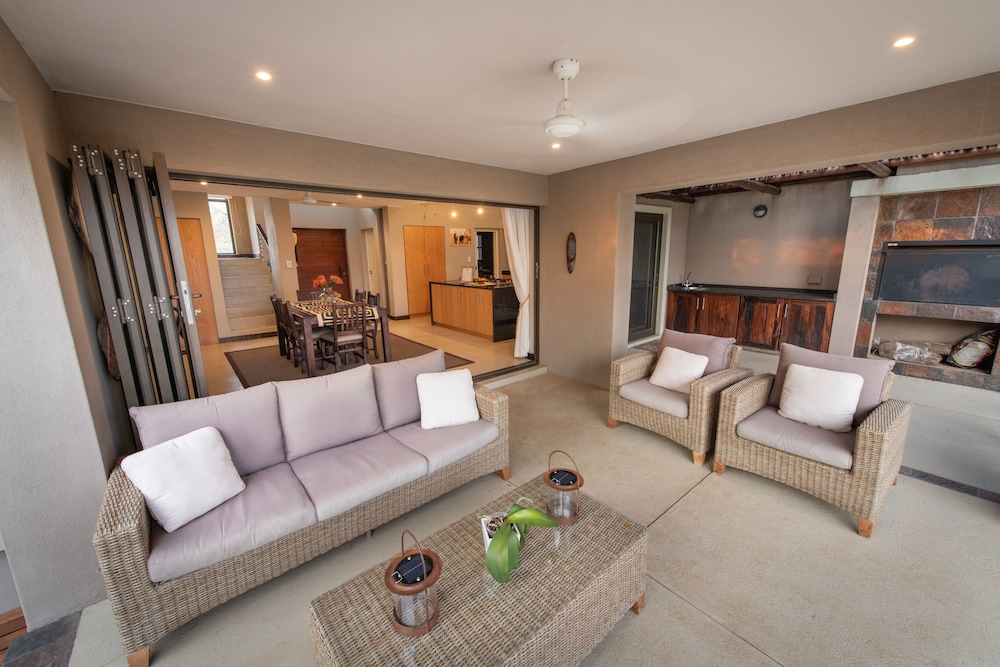 Nyaleti Lodge 28/47