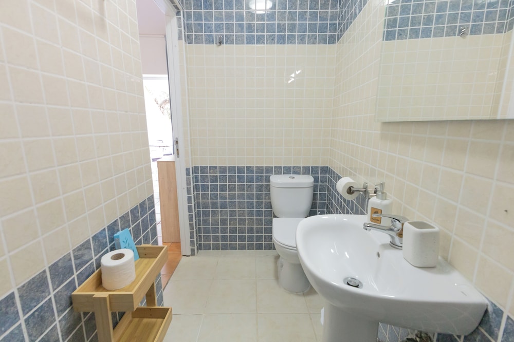 غرفة بسرير مزدوج بشرفة في الطابق الأرضي، Centre Algarve 7/8
