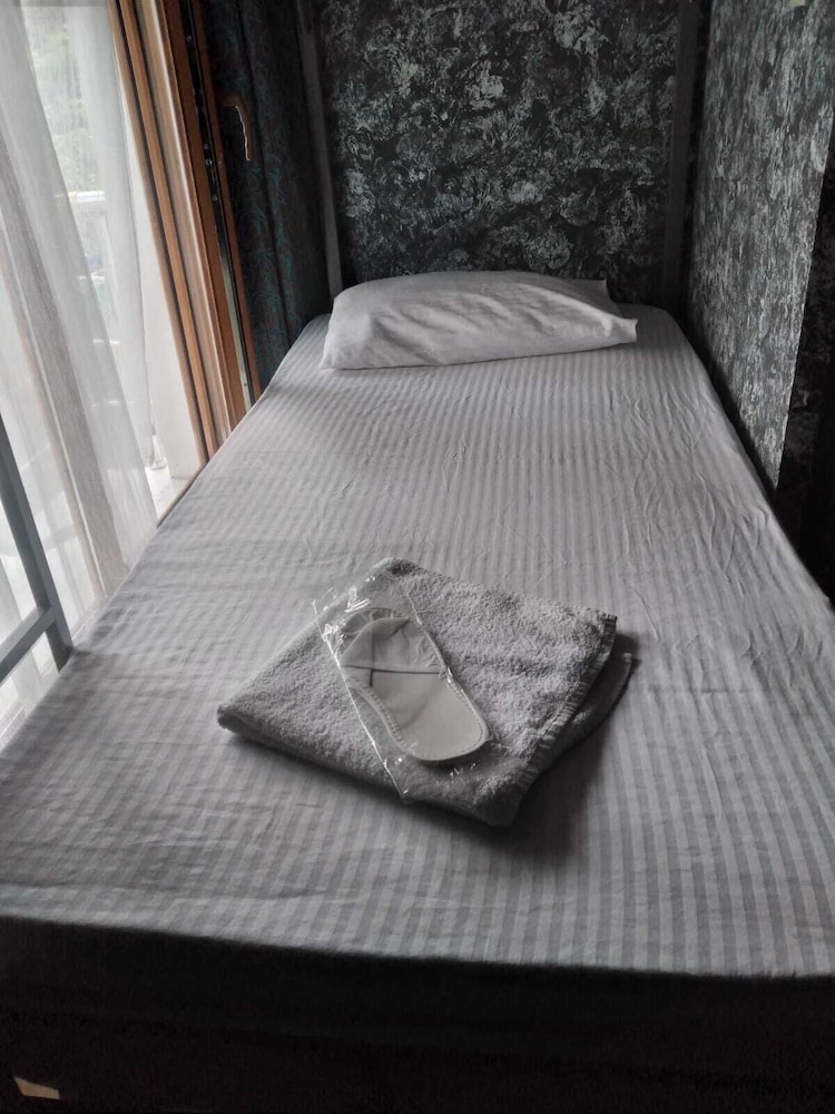 Zirkon Suit Otel 20/37