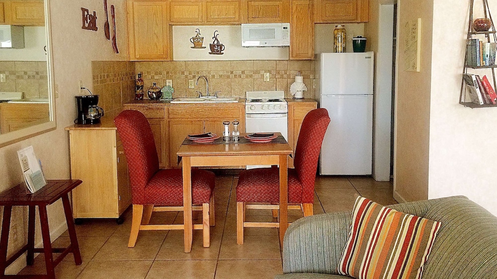Inn at Deep Canyon 54/71