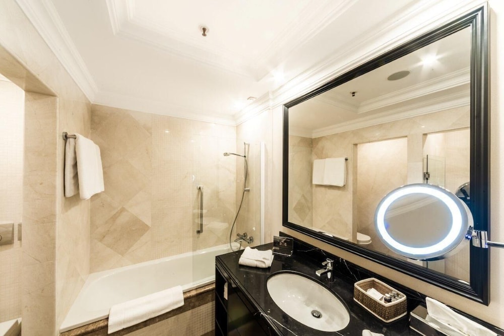 Prahova Plaza Hotel 34/35
