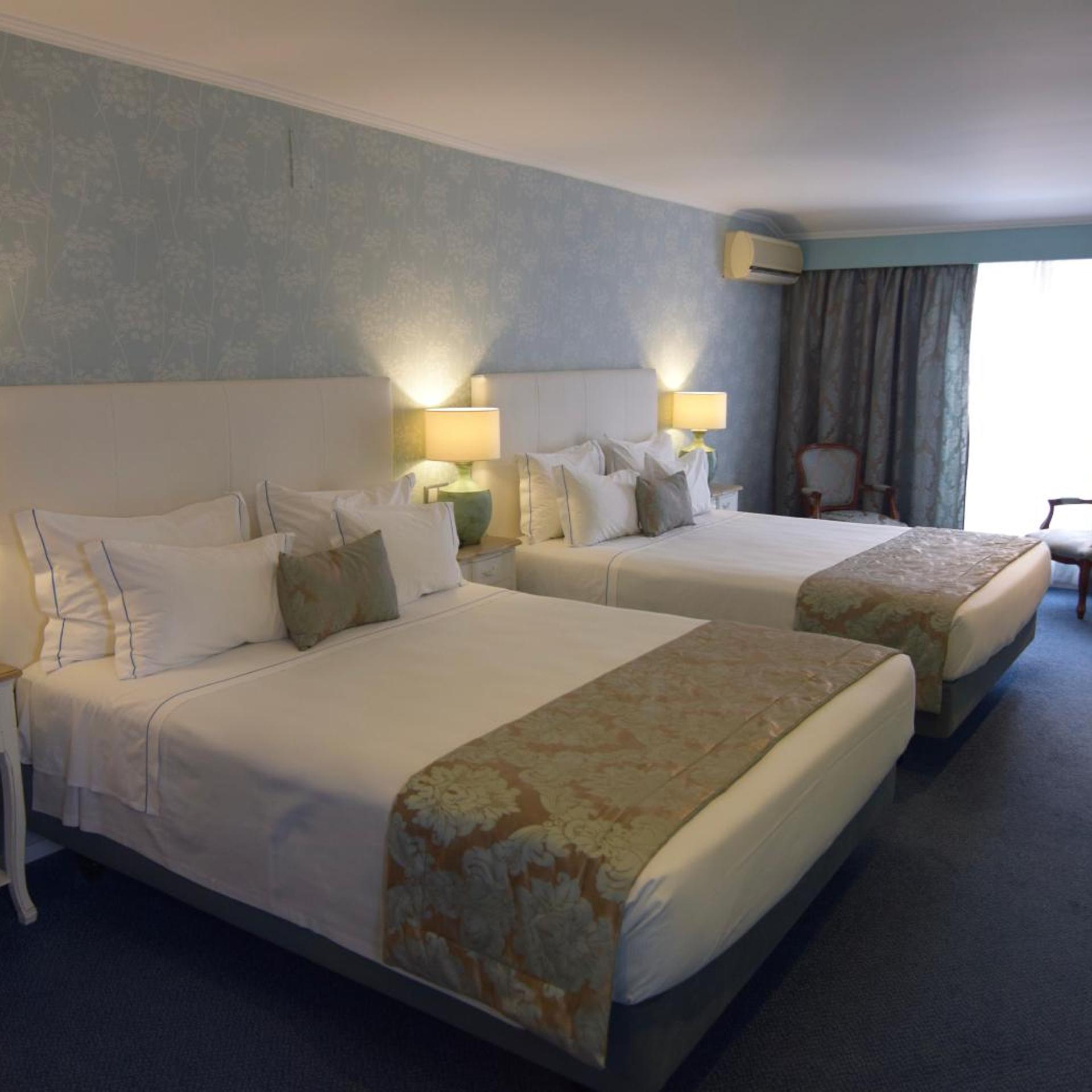 Deluxe, Family, King Bed