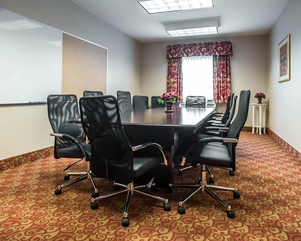 Comfort Inn Williamsport, PA 36/43