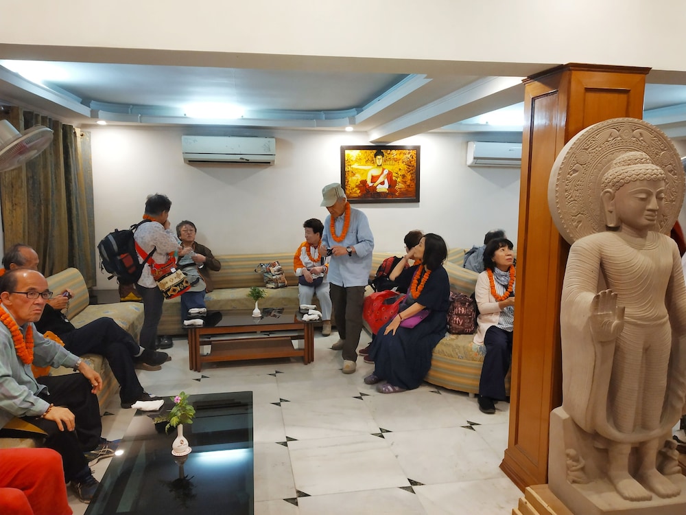 Hotel Sujata 36/64